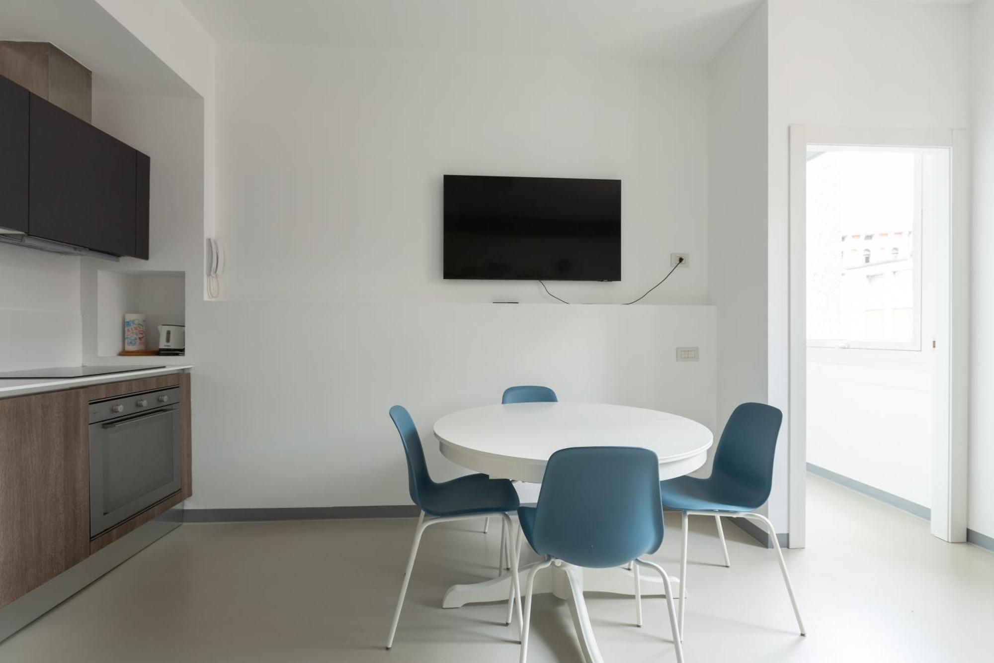 Center Apartment-gioia Apartment *